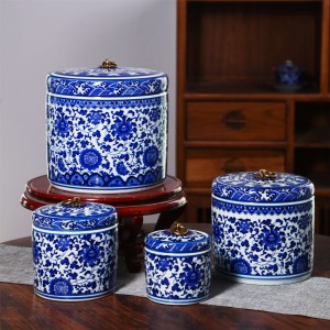 Handmade Chinese Blue and White Flower Pattern Copper Ring Cover Porcelain Ceramic Tea Pot and Vase